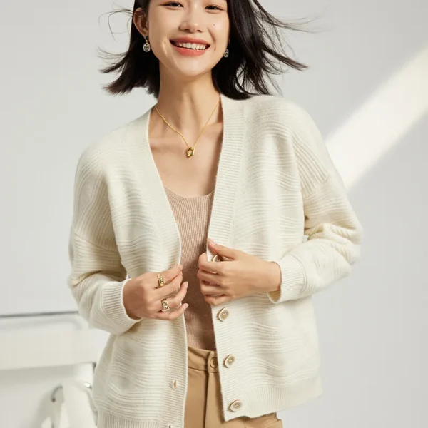 High Quality Women 100 % Cashmere Cardigan Drop Shoulder V Neck Single-Breasted Sweater Wave-patterned Design Korean-style