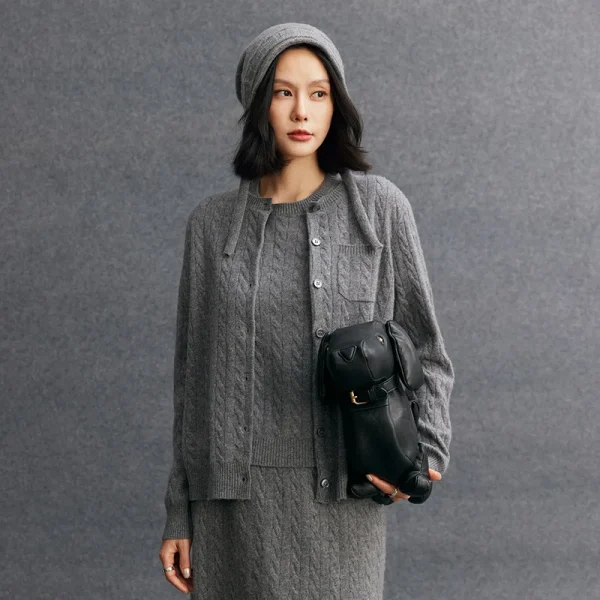 Mongolia Cashmere Cardigan Cable Knitted Crewneck Single Pocket Casual Winter Warm Cashmere Outerwear Women Sweaters Vendor