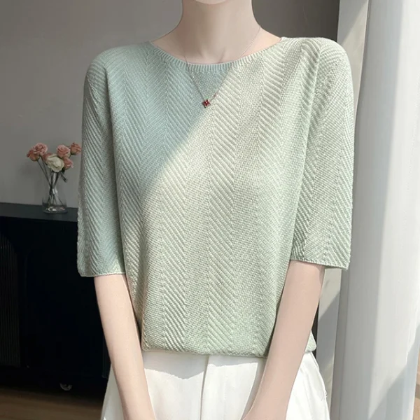 2026 New Women's Silk Wool T-shirt Fishbone Pattern Mid-Sleeve Knit Pullover Round Neck Short Sleeve Solid Color Wool Top