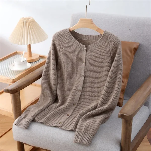 2026 Women's Round Neck Cashmere Cardigan Thick Cashmere Knitwear Loose Sweater